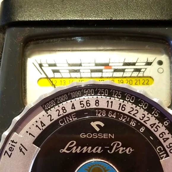 Photagrapy Equipment:Light Meter - Picture 2 of 5
